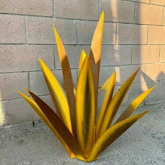Tequila Home Decor Iron Agave Plant Ornament Garden Creative Outdoor Decoration Ornament
